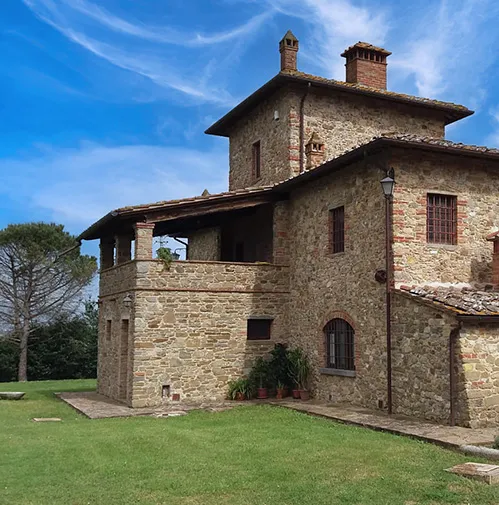 villa con piscina in toscana che affitta appartamento a turisti